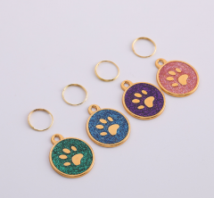 wholesale fashion custom famous brand claw shape shiny key ring for dog clothing metal logo labels