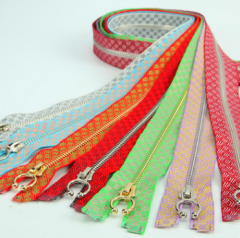 Factory Wholesale Fashion Multi-color Unique Pattern Metal Self-locking Zipper for Garment Accessories