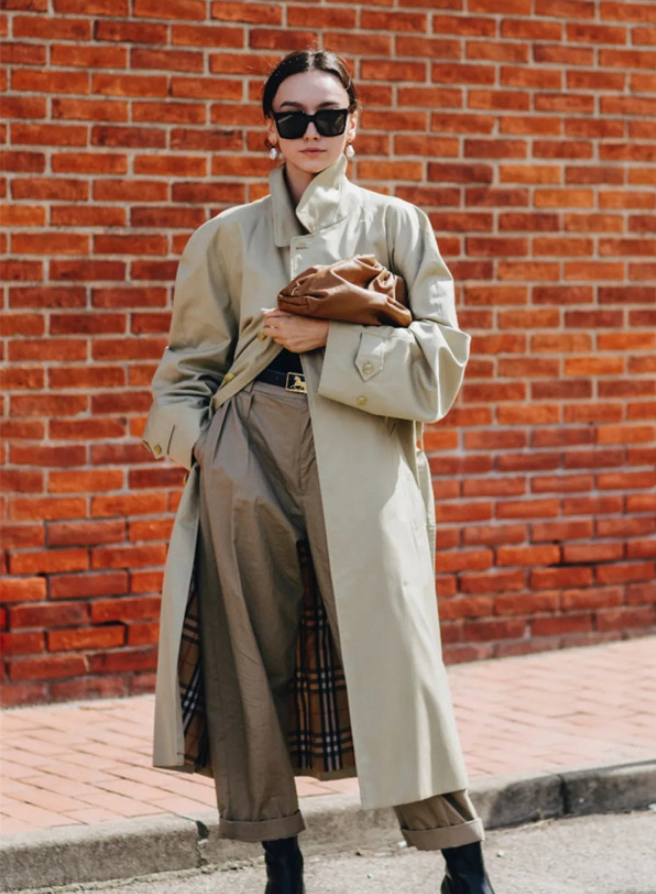 Why women in trench coats look fashionable.