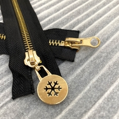 #3 Customization Wholesale Metal Zipper Open-end New Style Puller Brass Aluminum Zipper for Clothing Manufacturing