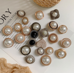 WYSE High Quality Garment Accessories Customs Metal Pearl Button Resin Shank Buttons Sewing Button For Shirt Bags Clothes