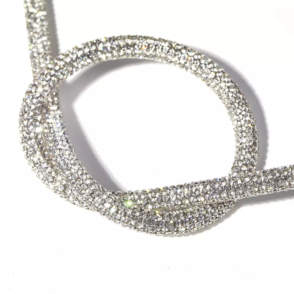 SSS 4/6/8mm Shiny Bling Rhinestone Chain Crystal Rhinestone Soft Tube Rope Diamond Rhinestone Rope Trimming For Shoe or Garment Accessories