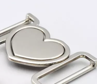 Fashionable Metal Alloy Heart-shaped Decorative For Garment Accessories Three Rings Scarf Buckle